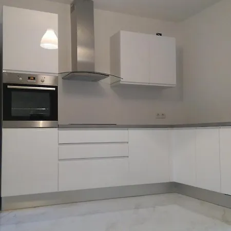 By The Sea - 12716 穆泰尔岛